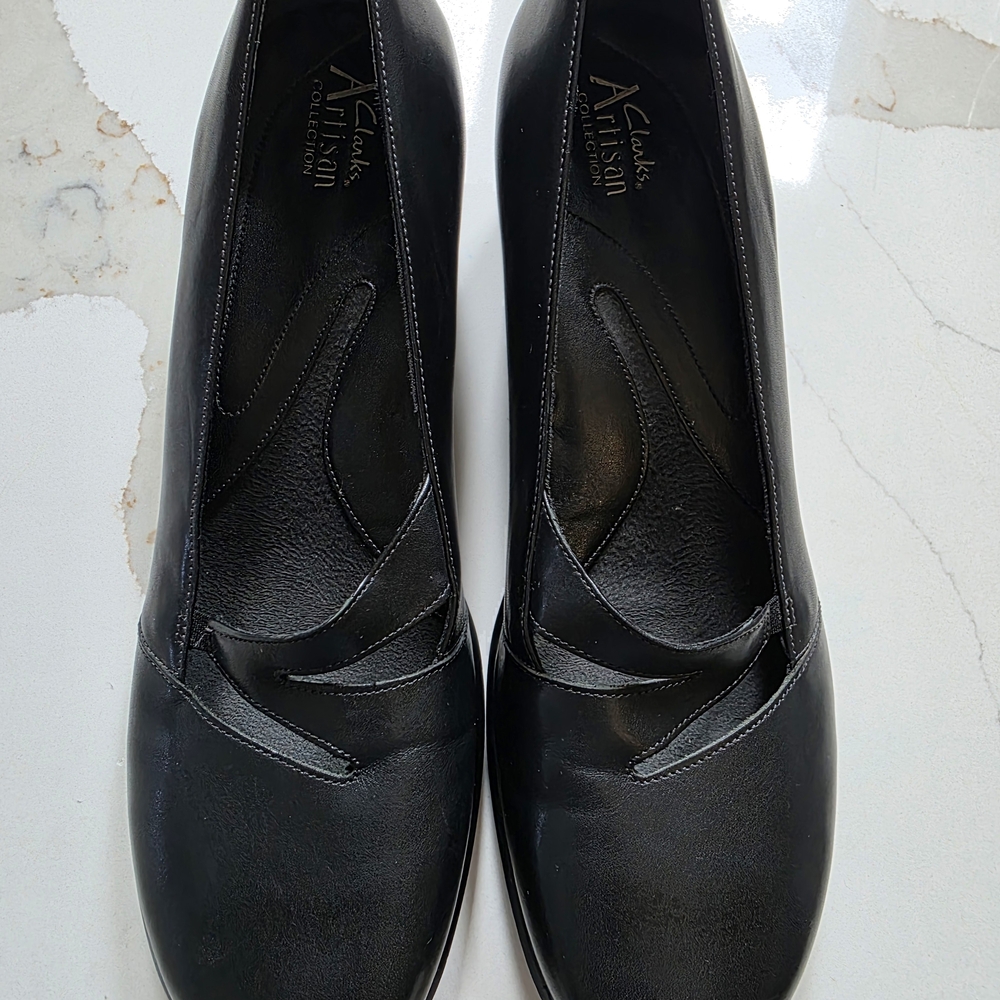 Clarks Size 12 N Black  Slip-On Shoes With Small Heel